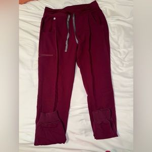 Figs Women’s Zamora Joggers Small Tall - Burgundy